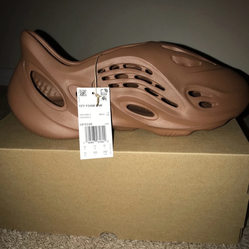 ADIDAS YEEZY FOAM RUNNER CLAY RED HP5335 SIZE 12